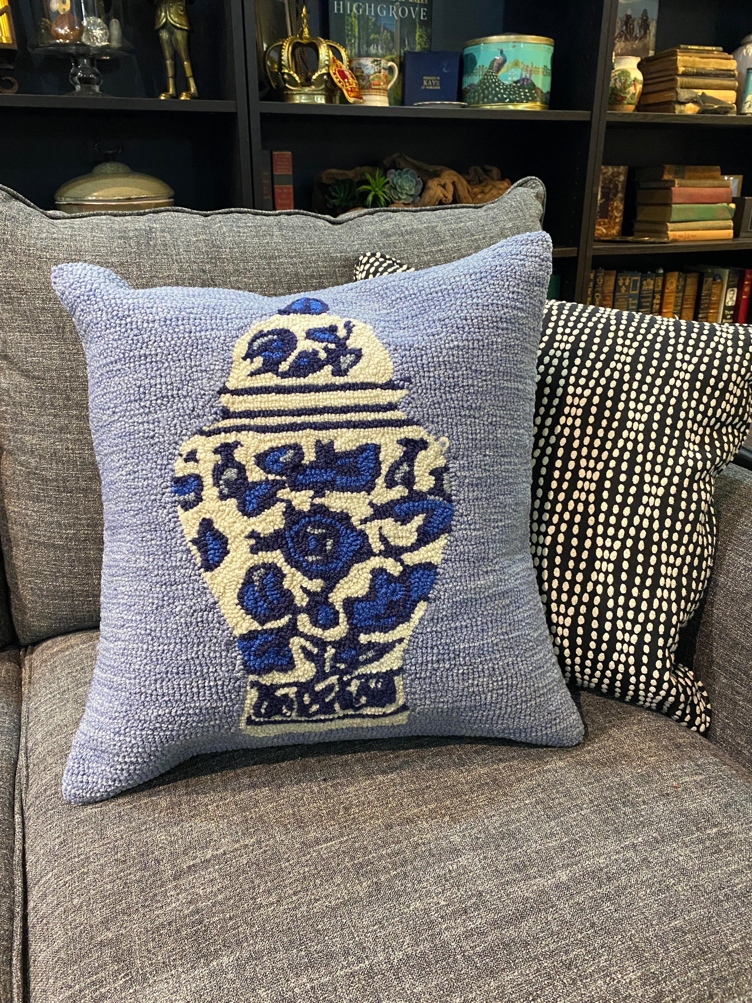 Liora Manne Frontporch Ginger Jars Indoor/Outdoor Pillow - Blue